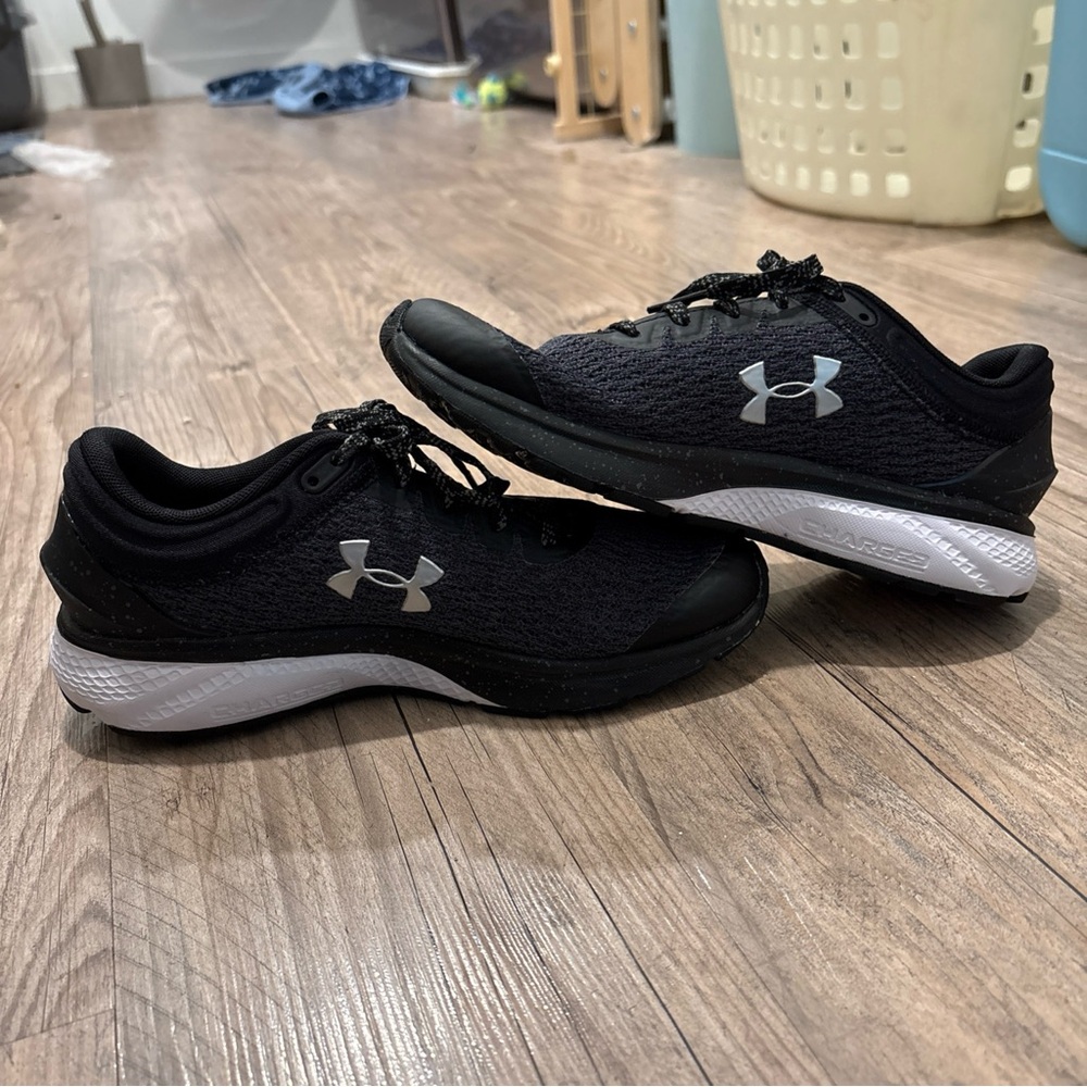 Under Armour Black Athletic Shoes - Picture 2 of 7